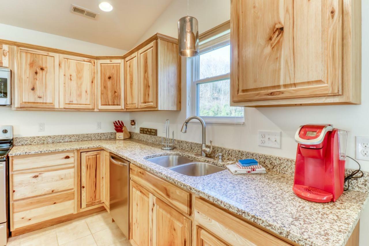 2 Bed 2 Bath Vacation Home In Whittier III Экстерьер фото