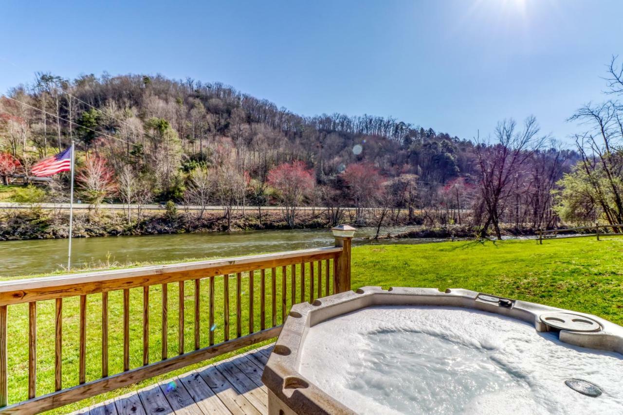 2 Bed 2 Bath Vacation Home In Whittier III Экстерьер фото